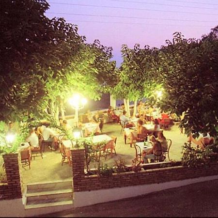 Hotel Pansion Alexandros Pelekas Exterior foto